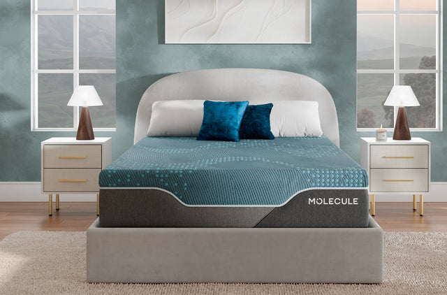 14in Reflex Plush Hybrid Mattress Image
