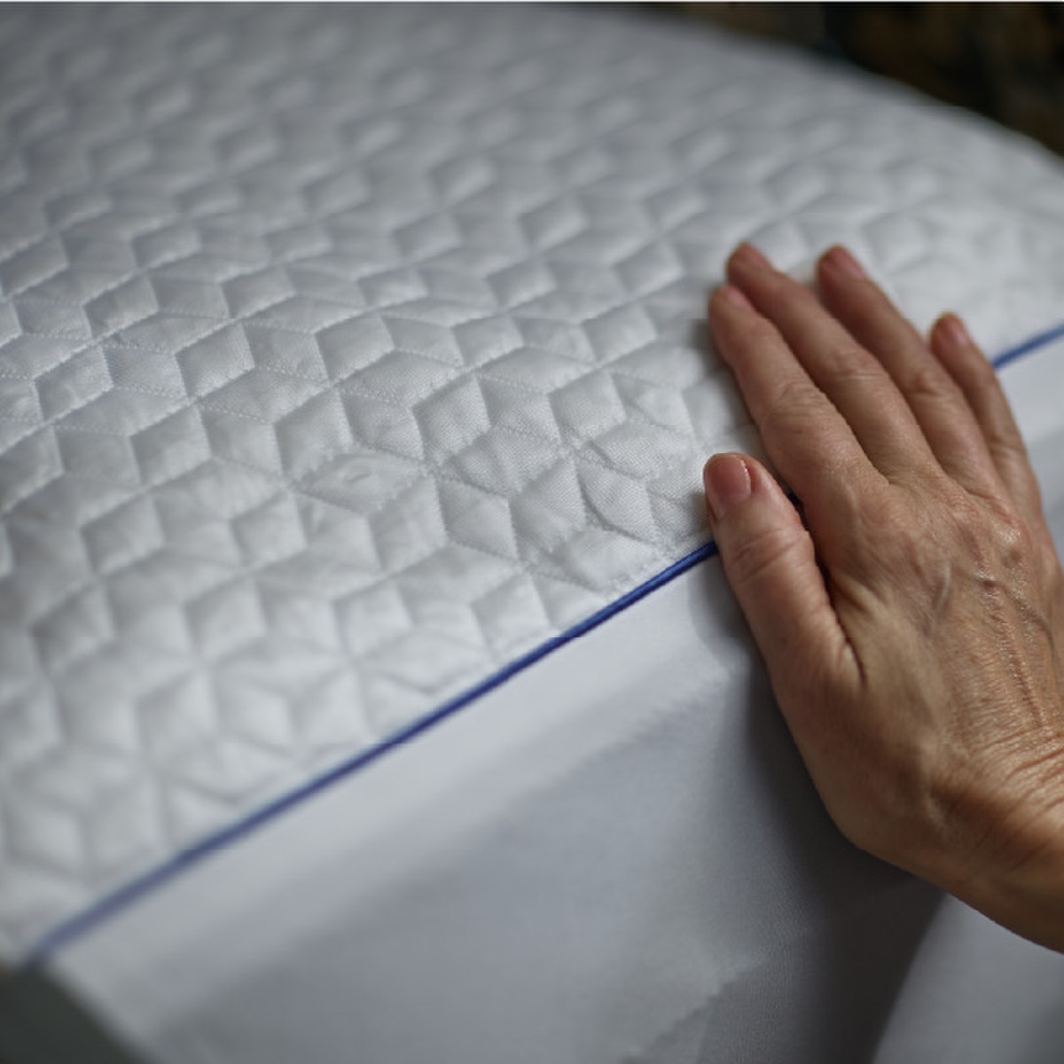 DreamChill   White Mattress Protector Image